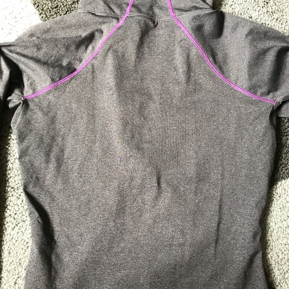 Half zip pull over - Picture 6 of 7